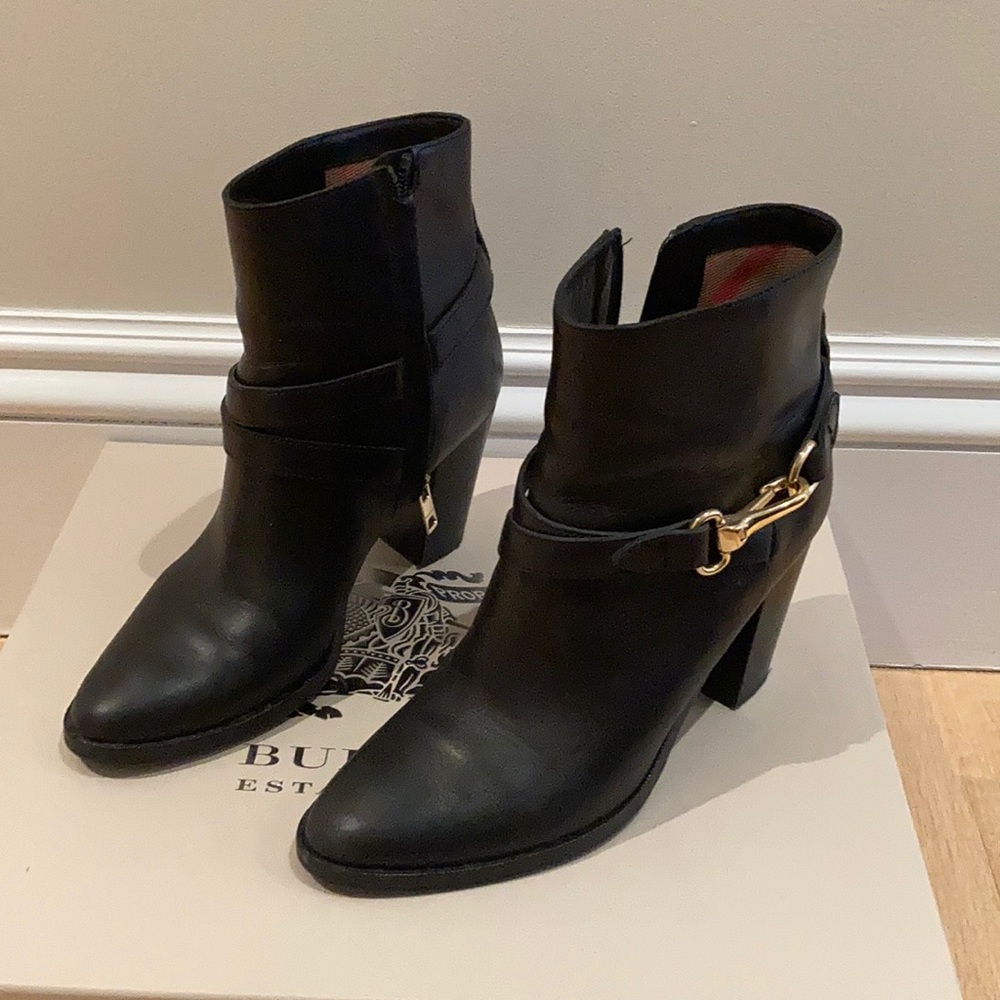 Burberry Black Booties